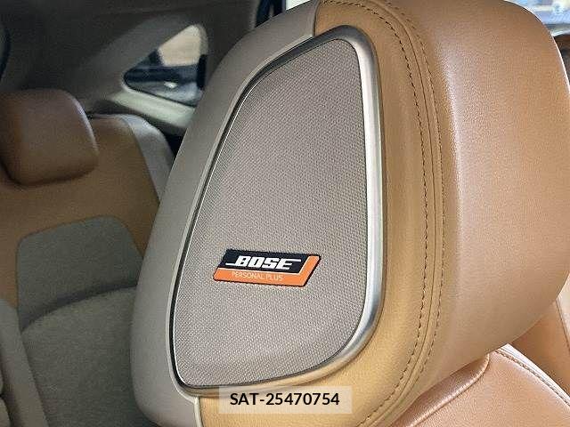 Nissan AURA 2024-06 7020058-5