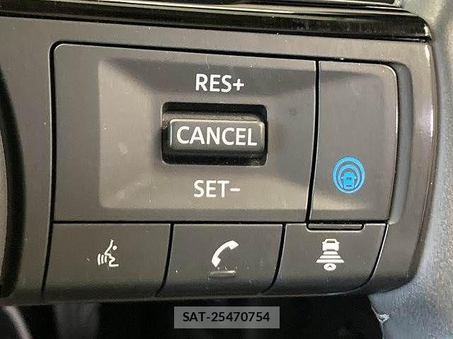Nissan AURA 2024-06 7020058-6