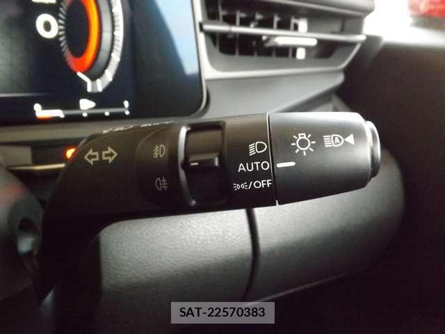 Nissan AURA 2025-10 7057528-20