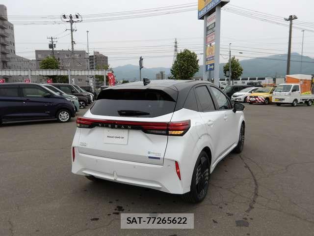 Nissan AURA 2025-10 7057532-4