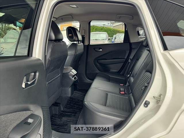 Nissan AURA 2022-03 7057536-18