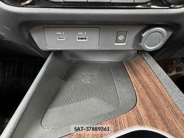 Nissan AURA 2022-03 7057536-25