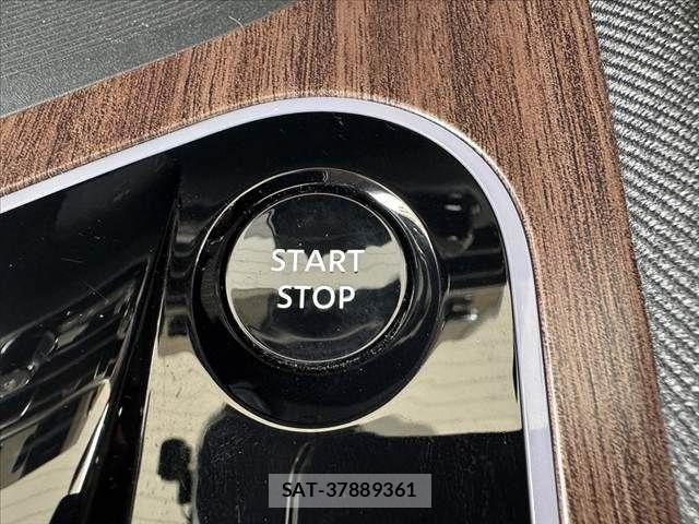 Nissan AURA 2022-03 7057536-26