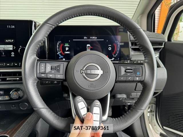 Nissan AURA 2022-03 7057536-6