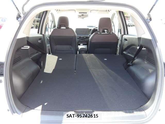 Nissan AURA 2025-10 7057534-7
