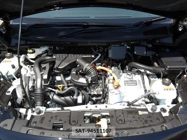 Nissan AURA 2025-10 7057530-15