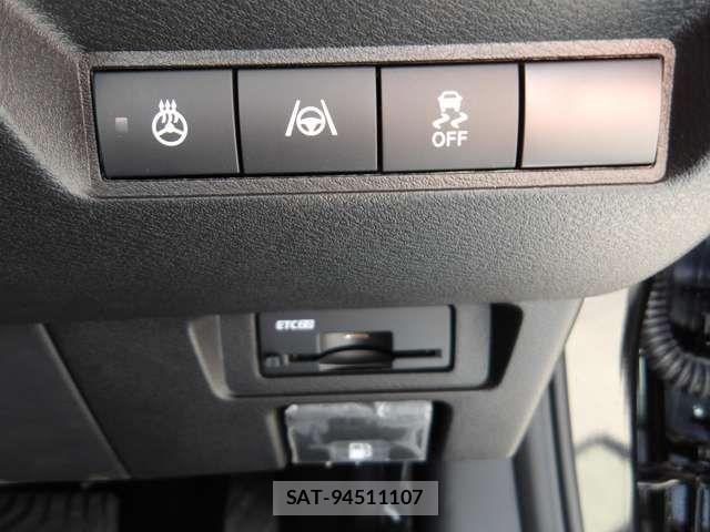 Nissan AURA 2025-10 7057530-17