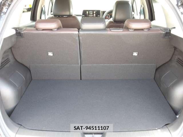 Nissan AURA 2025-10 7057530-5