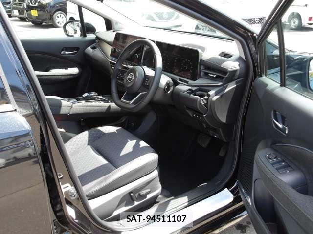 Nissan AURA 2025-10 7057530-7