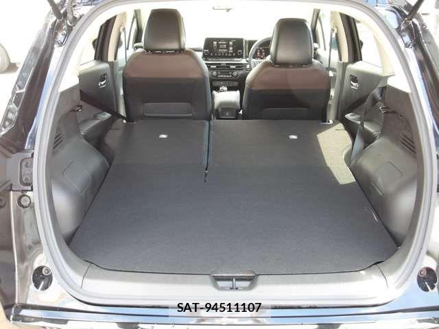Nissan AURA 2025-10 7057530-8