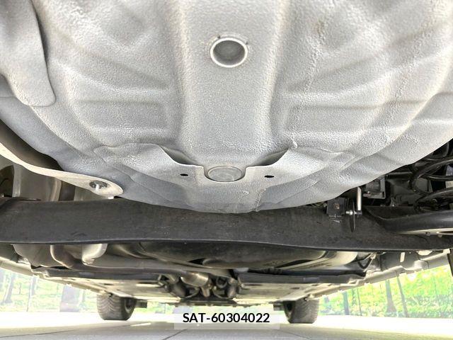 Nissan AURA 2023-11 7215106-18