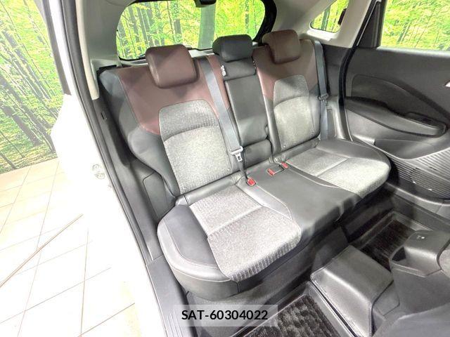 Nissan AURA 2023-11 7215106-8
