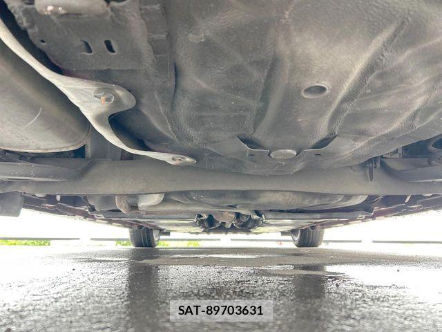 Nissan AURA 2022-08 7215097-19