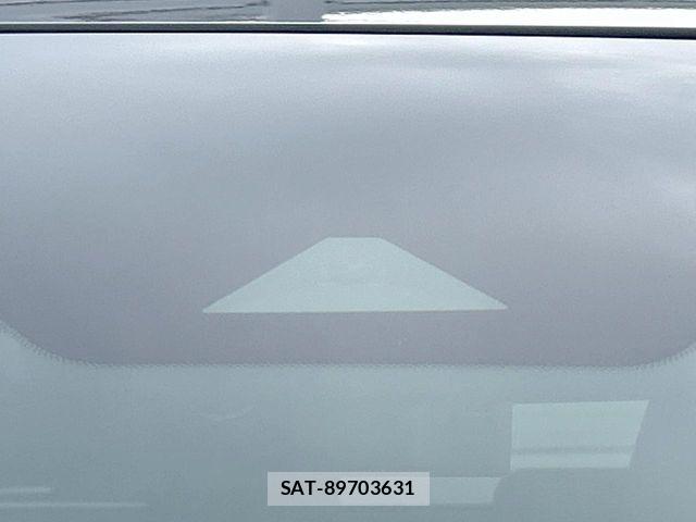 Nissan AURA 2022-08 7215097-3