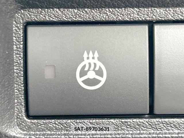 Nissan AURA 2022-08 7215097-7