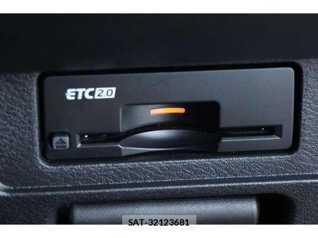 Nissan AURA 2022-06 7215086-19
