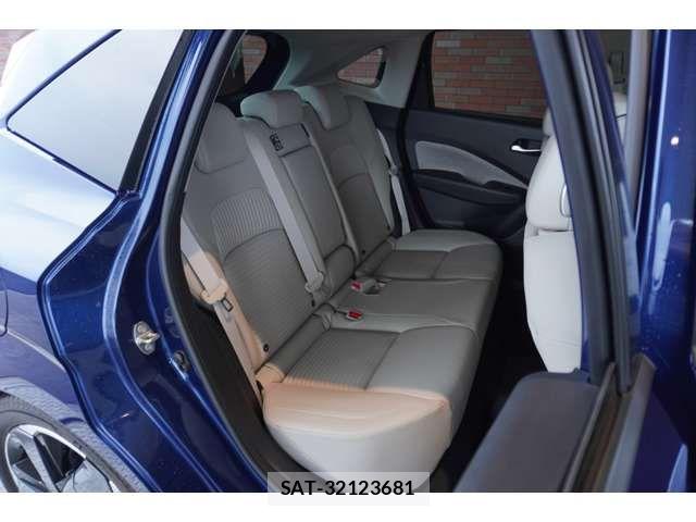 Nissan AURA 2022-06 7215086-6