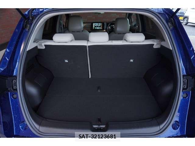 Nissan AURA 2022-06 7215086-7
