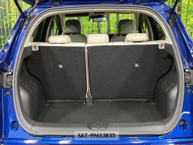 Nissan AURA 2024-06 7215113-9