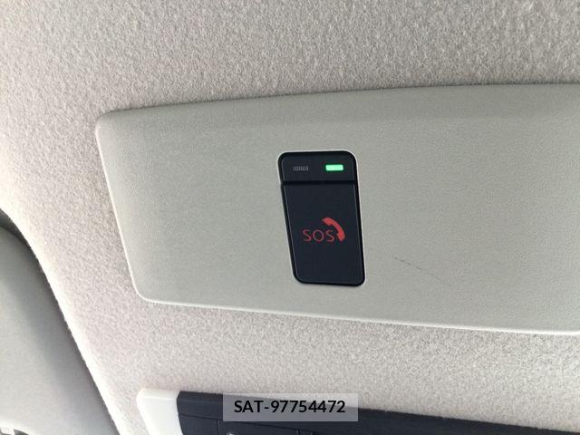 Nissan AURA 2022-03 7215088-16