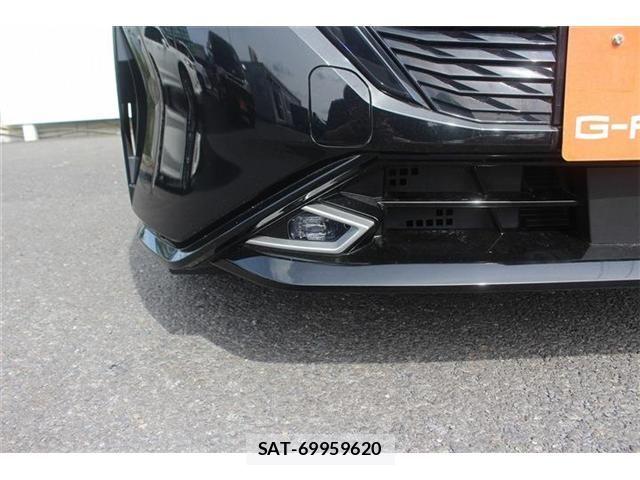 Nissan AURA 2021-12 7215084-15