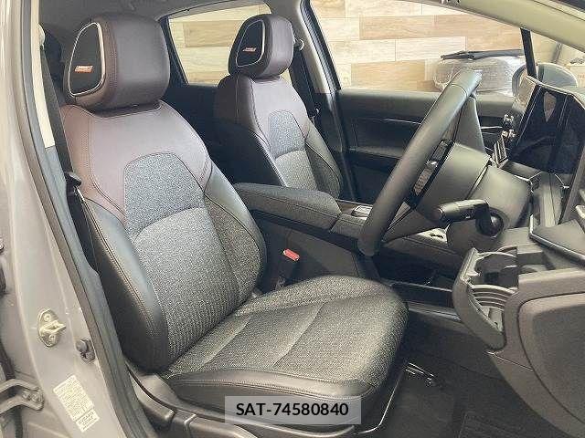Nissan AURA 2022-11 7215100-11