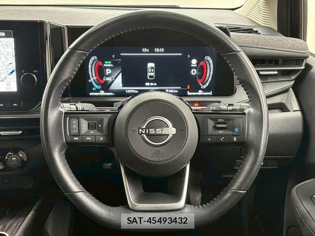 Nissan AURA 2024-11 7215124-13