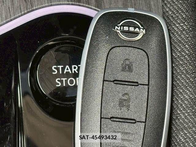 Nissan AURA 2024-11 7215124-15