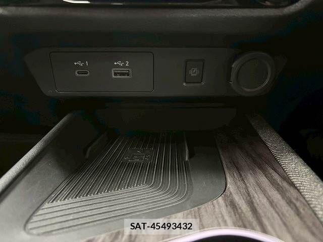 Nissan AURA 2024-11 7215124-7