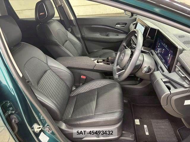 Nissan AURA 2024-11 7215124-8