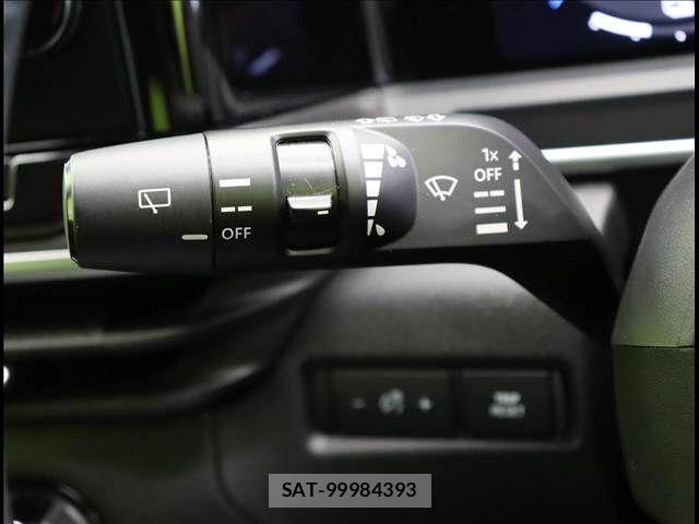 Nissan AURA 2025-01 7215128-13