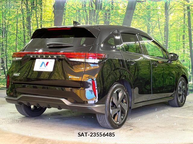Nissan AURA 2023-09 7215103-17