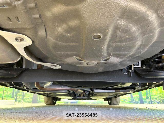 Nissan AURA 2023-09 7215103-19