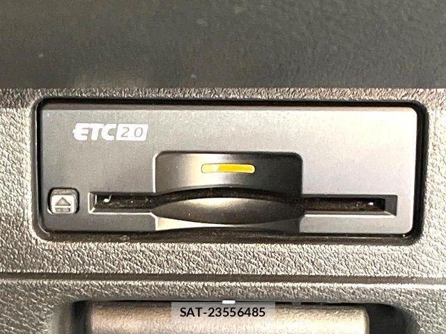 Nissan AURA 2023-09 7215103-6