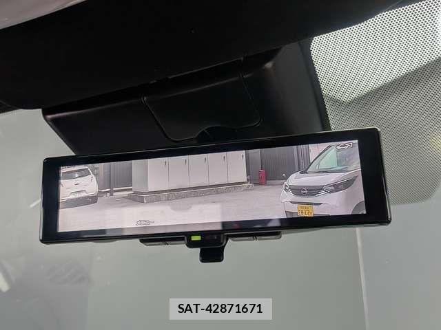 Nissan AURA 2024-04 7215114-11