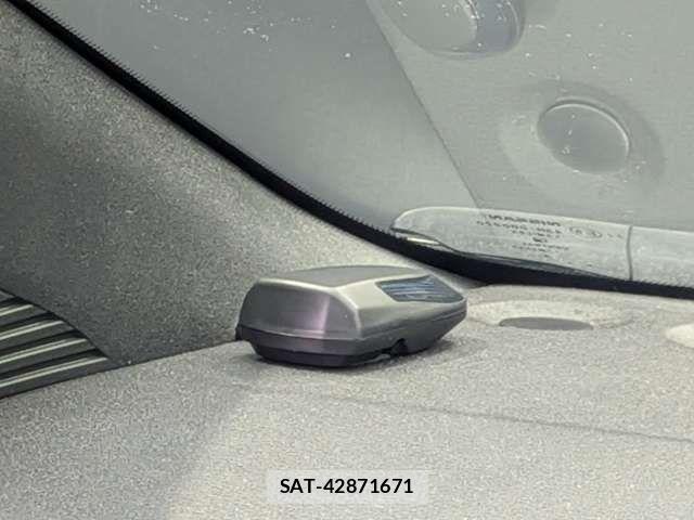 Nissan AURA 2024-04 7215114-6
