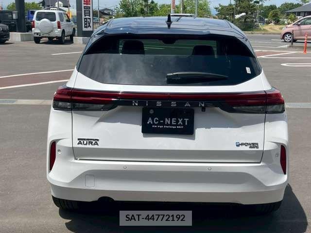 Nissan AURA 2022-01 7215081-17
