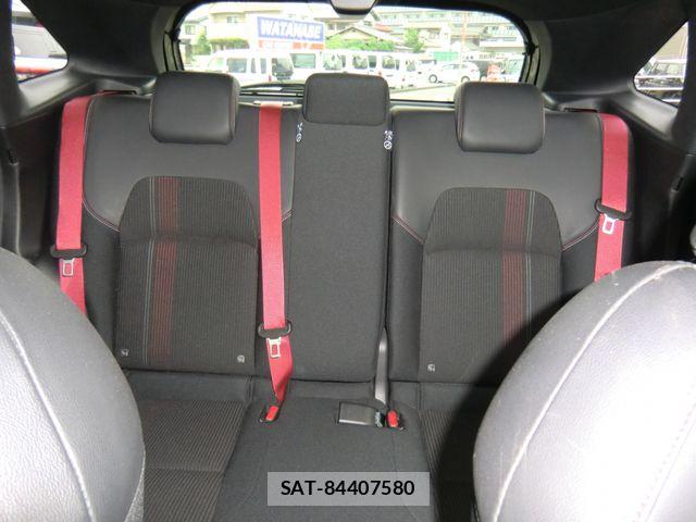 Nissan AURA 2023-01 7215099-11