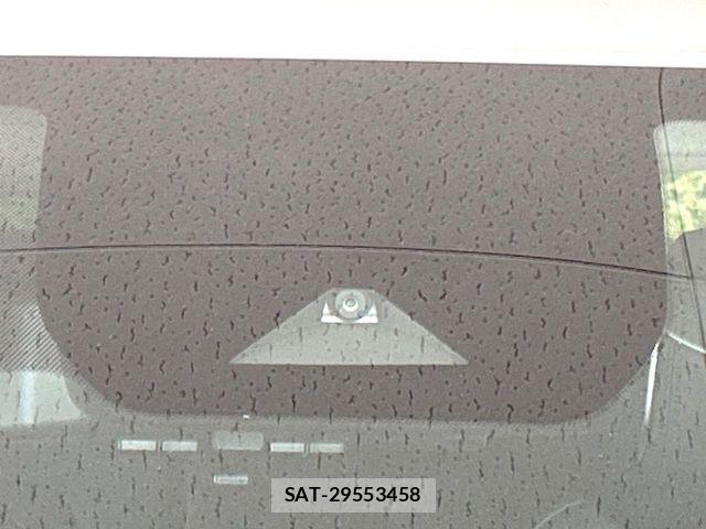 Nissan AURA 2023-09 7215104-5