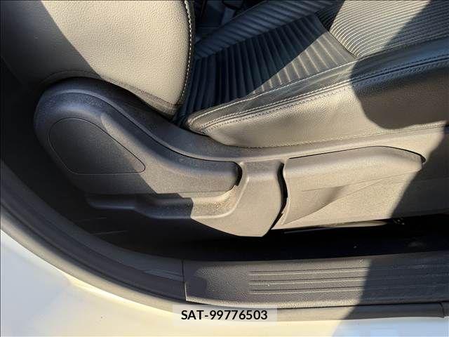 Nissan AURA 2021-11 7215075-16
