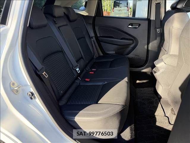 Nissan AURA 2021-11 7215075-25