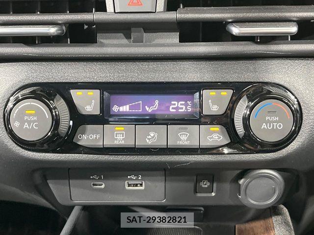 Nissan AURA 2022-01 7215079-7
