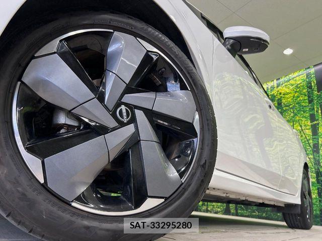 Nissan AURA 2022-03 7215082-12