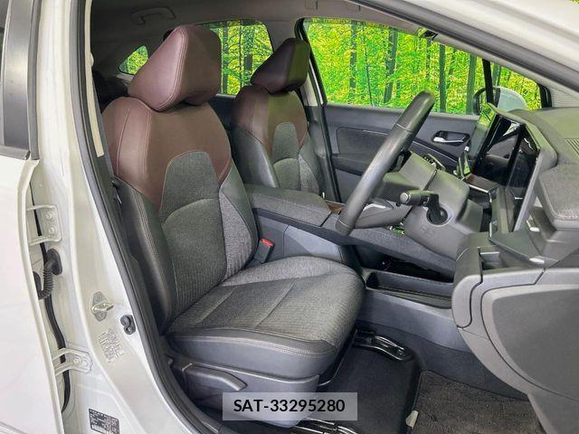 Nissan AURA 2022-03 7215082-7