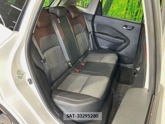 Nissan AURA 2022-03 7215082-8