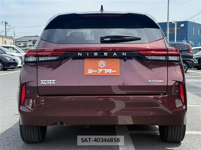 Nissan AURA 2022-06 7215090-9