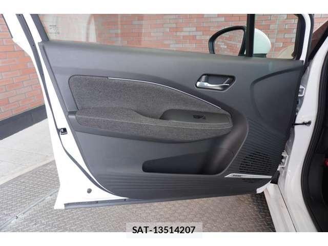 Nissan AURA 2021-09 7215078-19