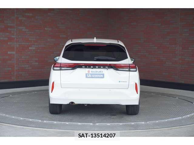 Nissan AURA 2021-09 7215078-3