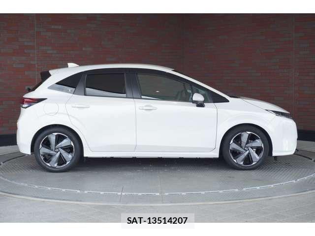 Nissan AURA 2021-09 7215078-5