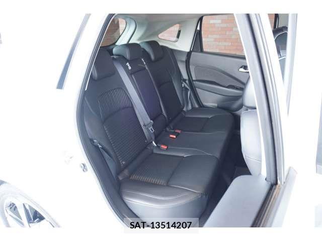 Nissan AURA 2021-09 7215078-7